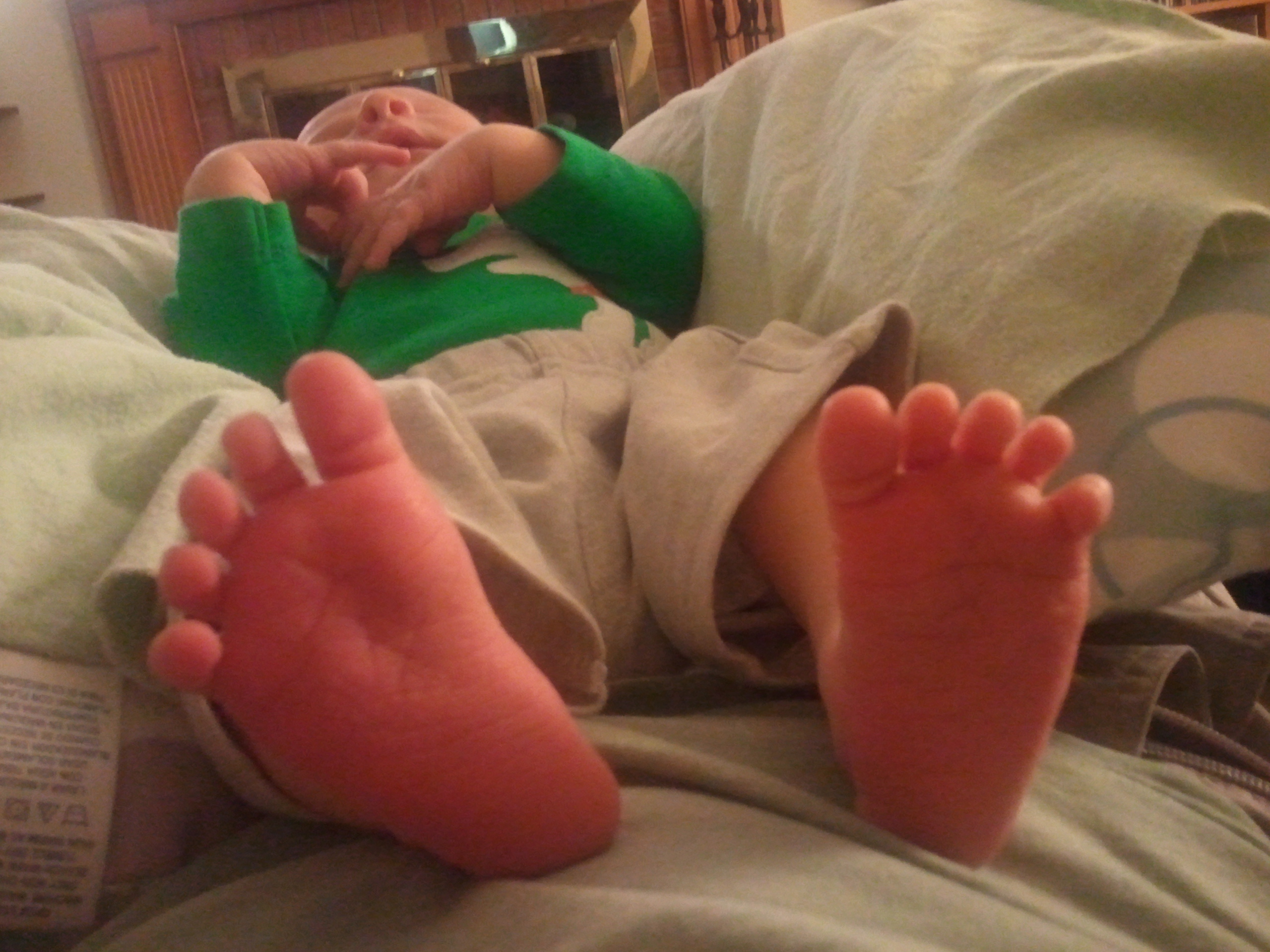 baby-feet2.jpg